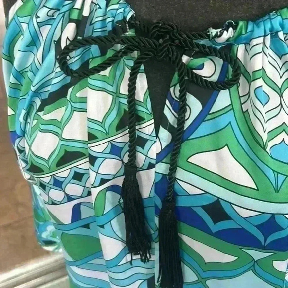 Chico’s colorful blouse in size 0 ( small) - Picture 4 of 5